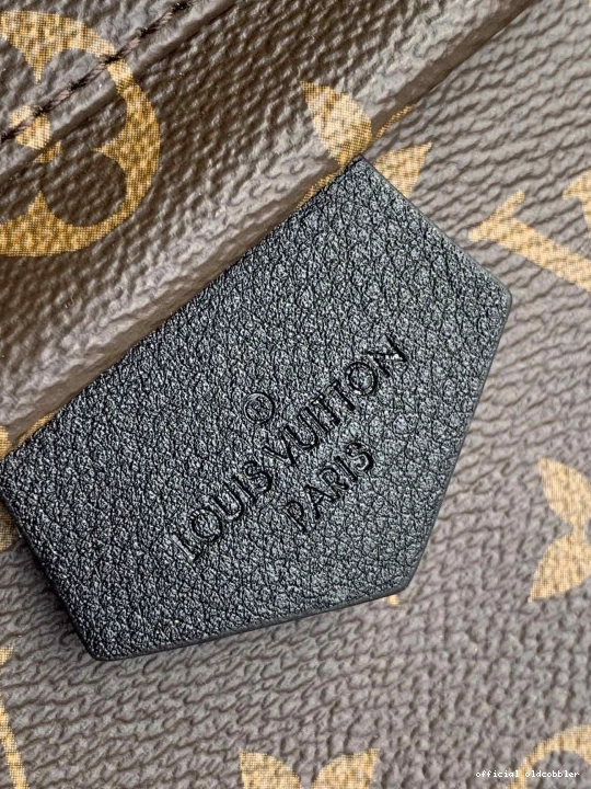 Official oldcobbler NEW EDITION VUITTON MM LOUIS SPRINGS PALM 0730